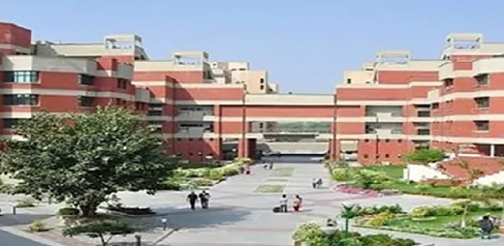 north-delhi-muncipal-corporation-medical-college-delhi